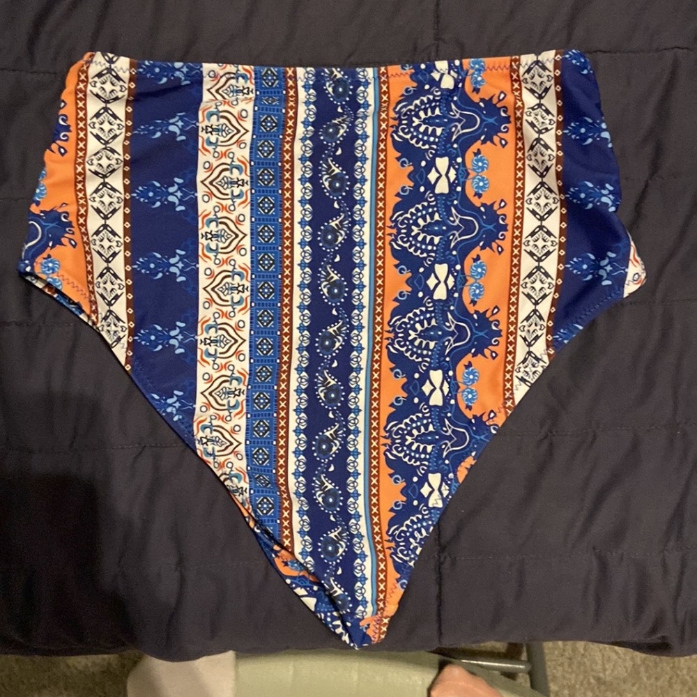 Issummer High Waisted Bikini - Picture 3 of 7